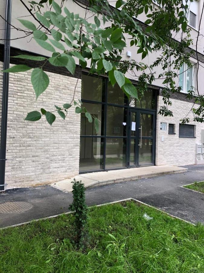 Linden Flower Суботица Экстерьер фото